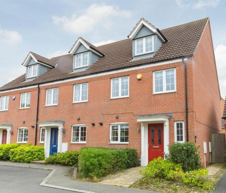 Stunning Garden House With Free Wifi And Parking * Bingham