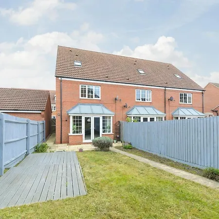 Villa Stunning Garden House with Free WIFI&Parking Bingham Exterior foto